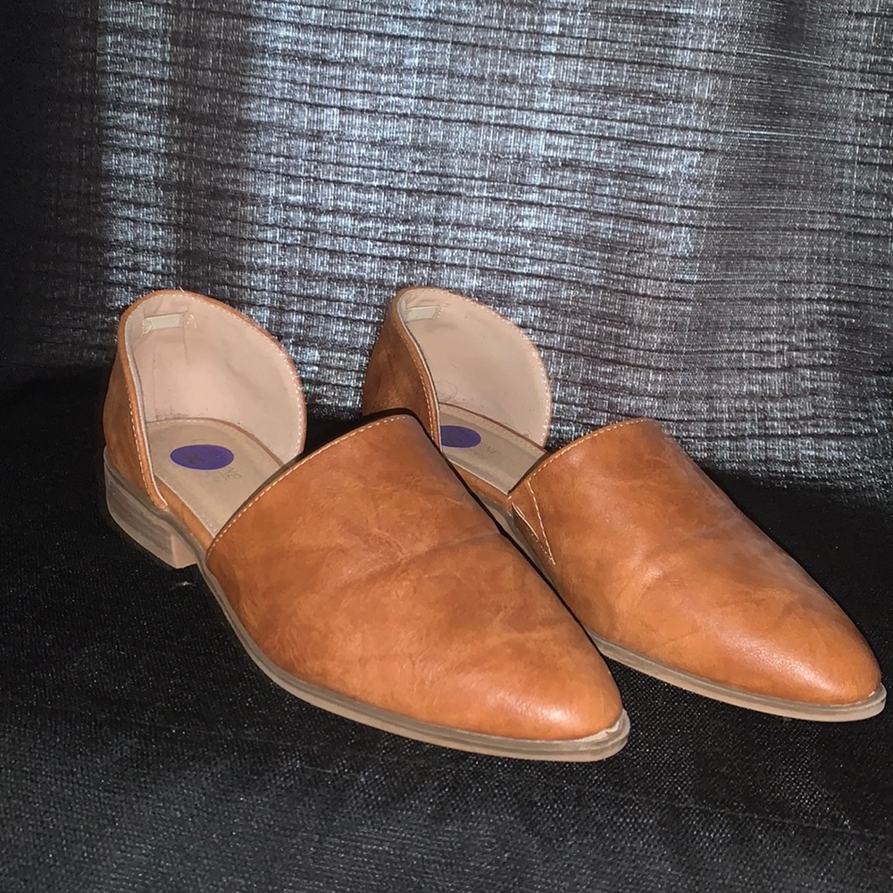 Worn a few times! comfortable shoe! From Marshalls! size 8 1/2